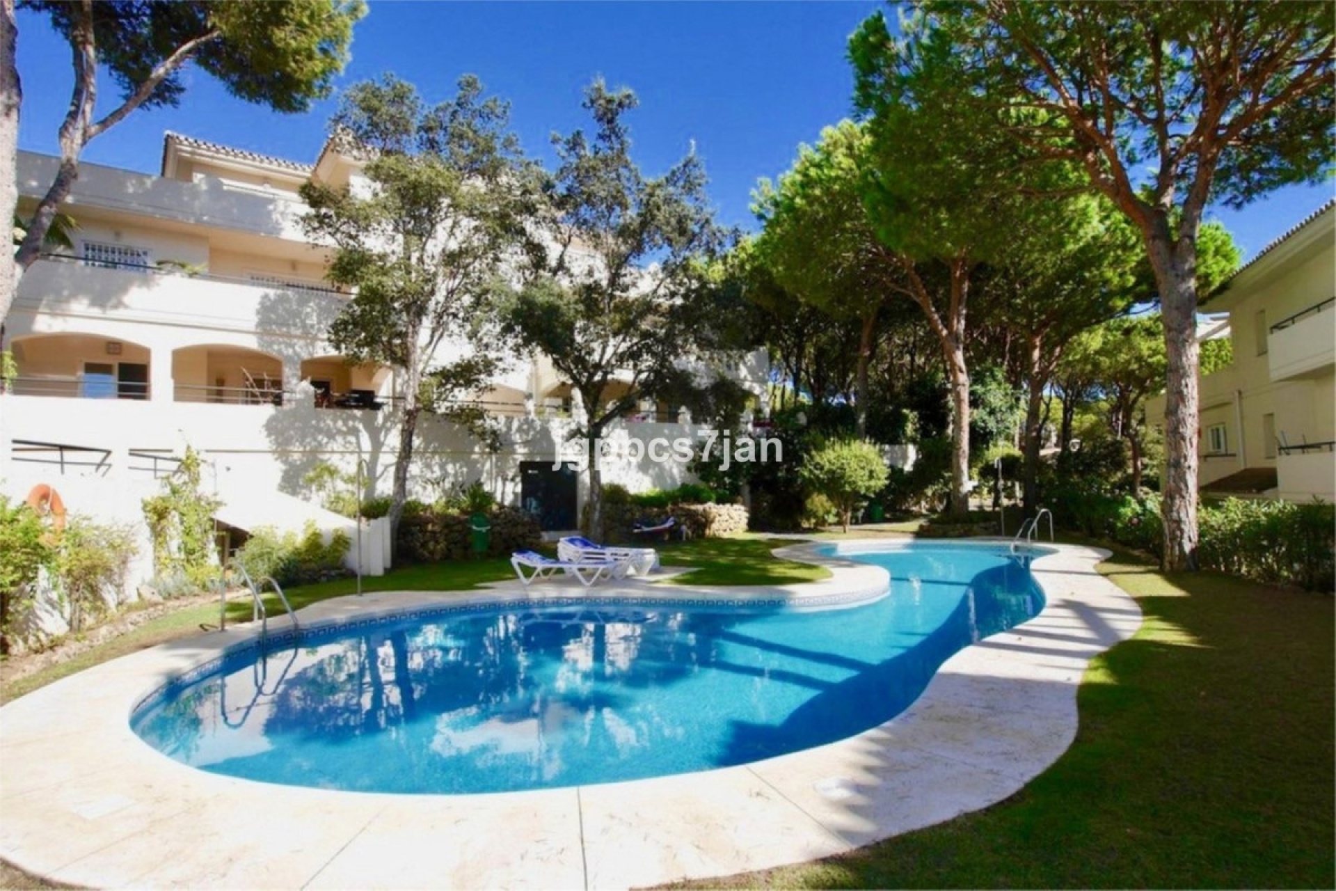 Wiederverkauf - apartment - Marbella - Cabopino