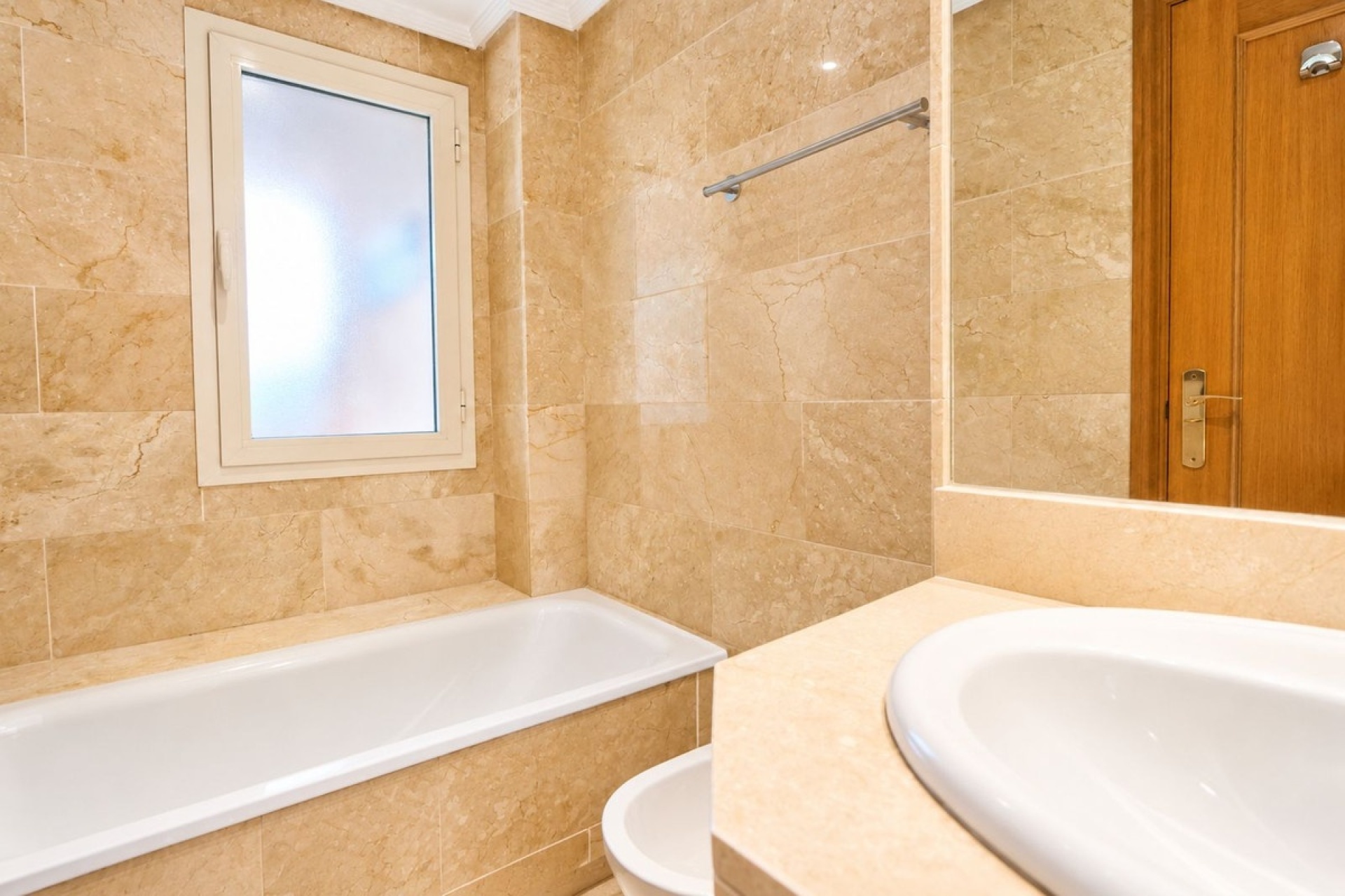 Wiederverkauf - apartment - Marbella - Cabopino