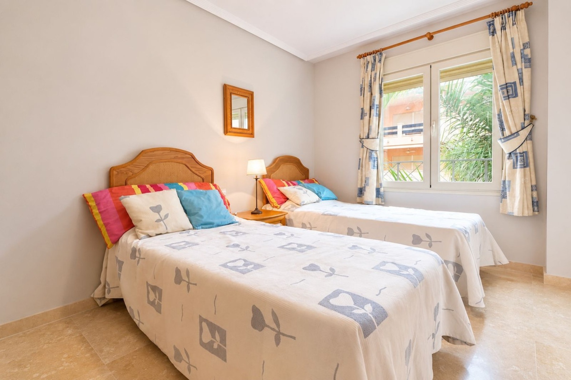 Wiederverkauf - apartment - Marbella - Cabopino