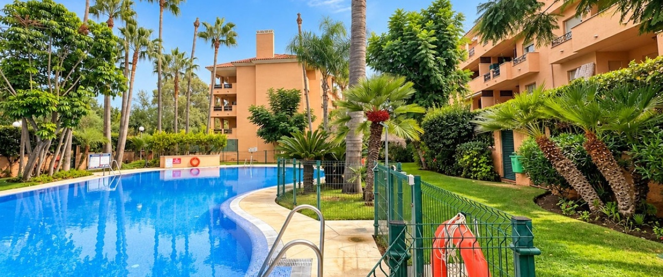 Wiederverkauf - apartment - Marbella - Cabopino