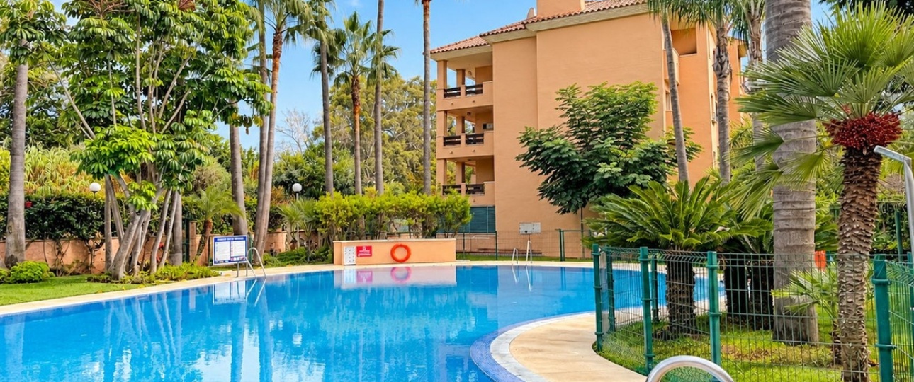 Wiederverkauf - apartment - Marbella - Cabopino