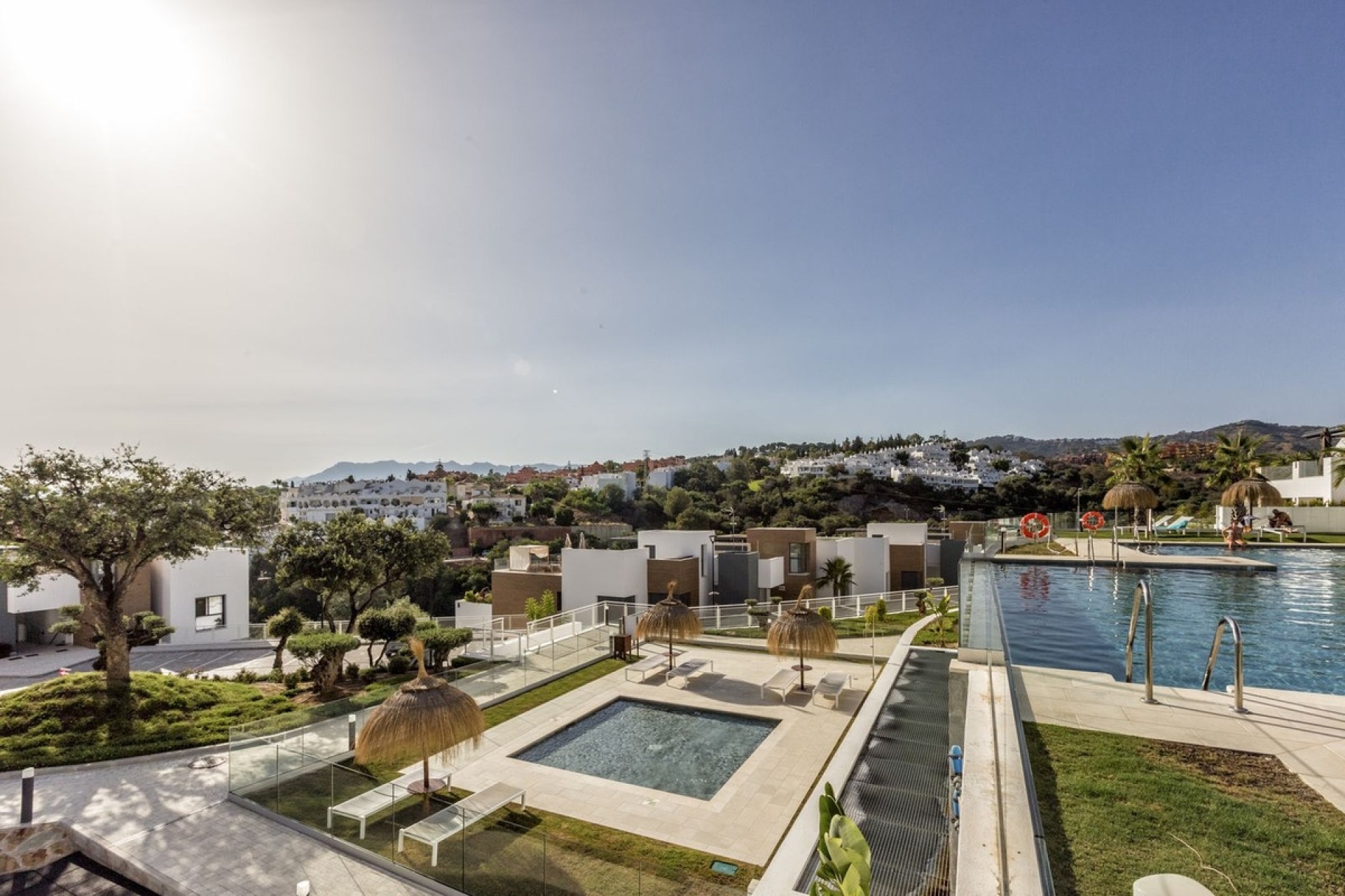 Wiederverkauf - apartment - Marbella - Cabopino