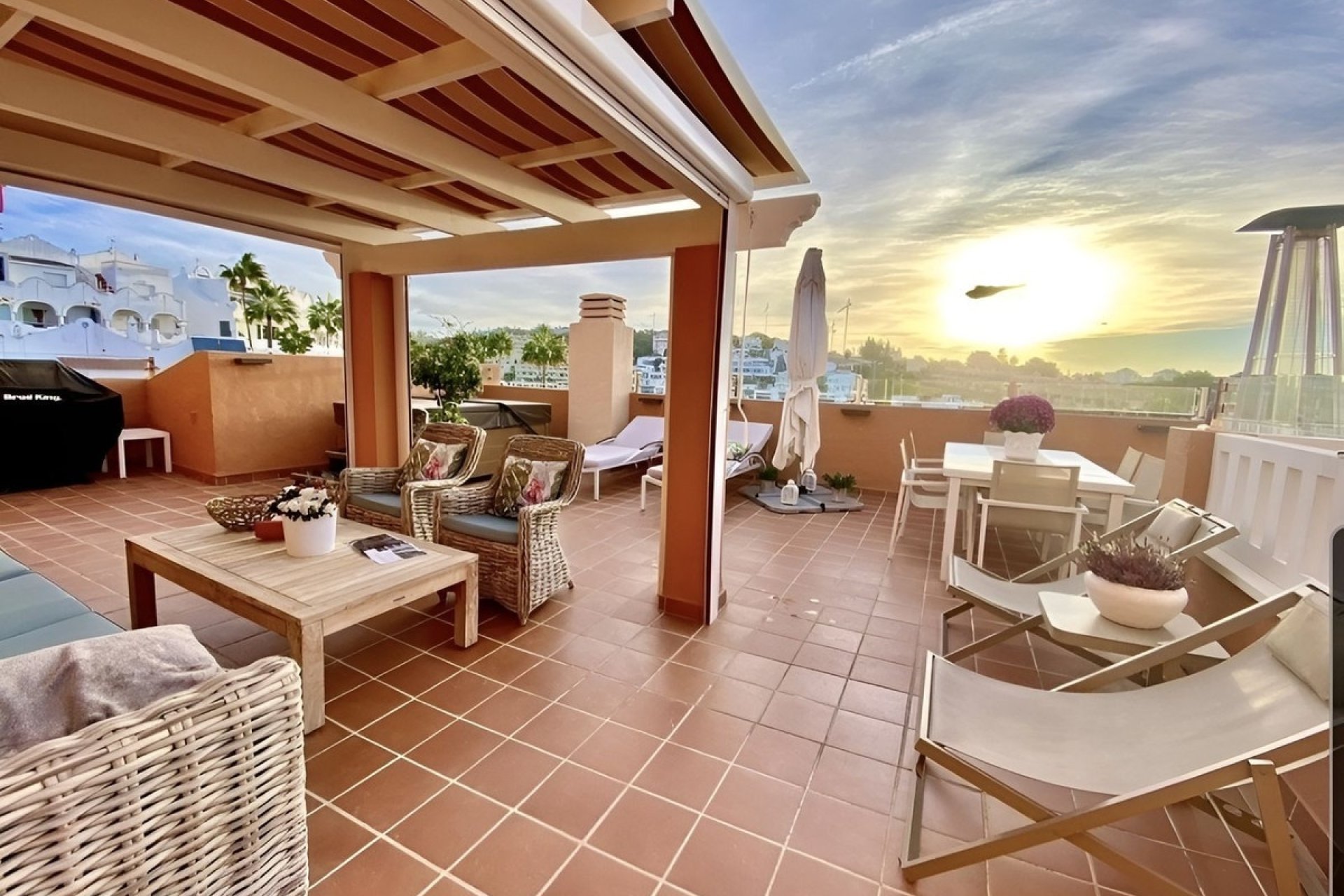 Wiederverkauf - apartment - Marbella - Cabopino