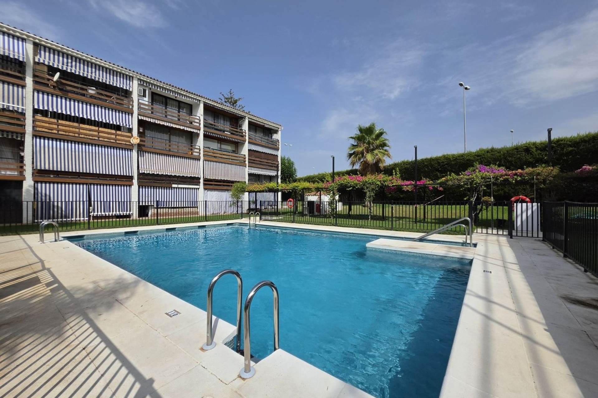 Wiederverkauf - apartment - Marbella - Cortijo Blanco