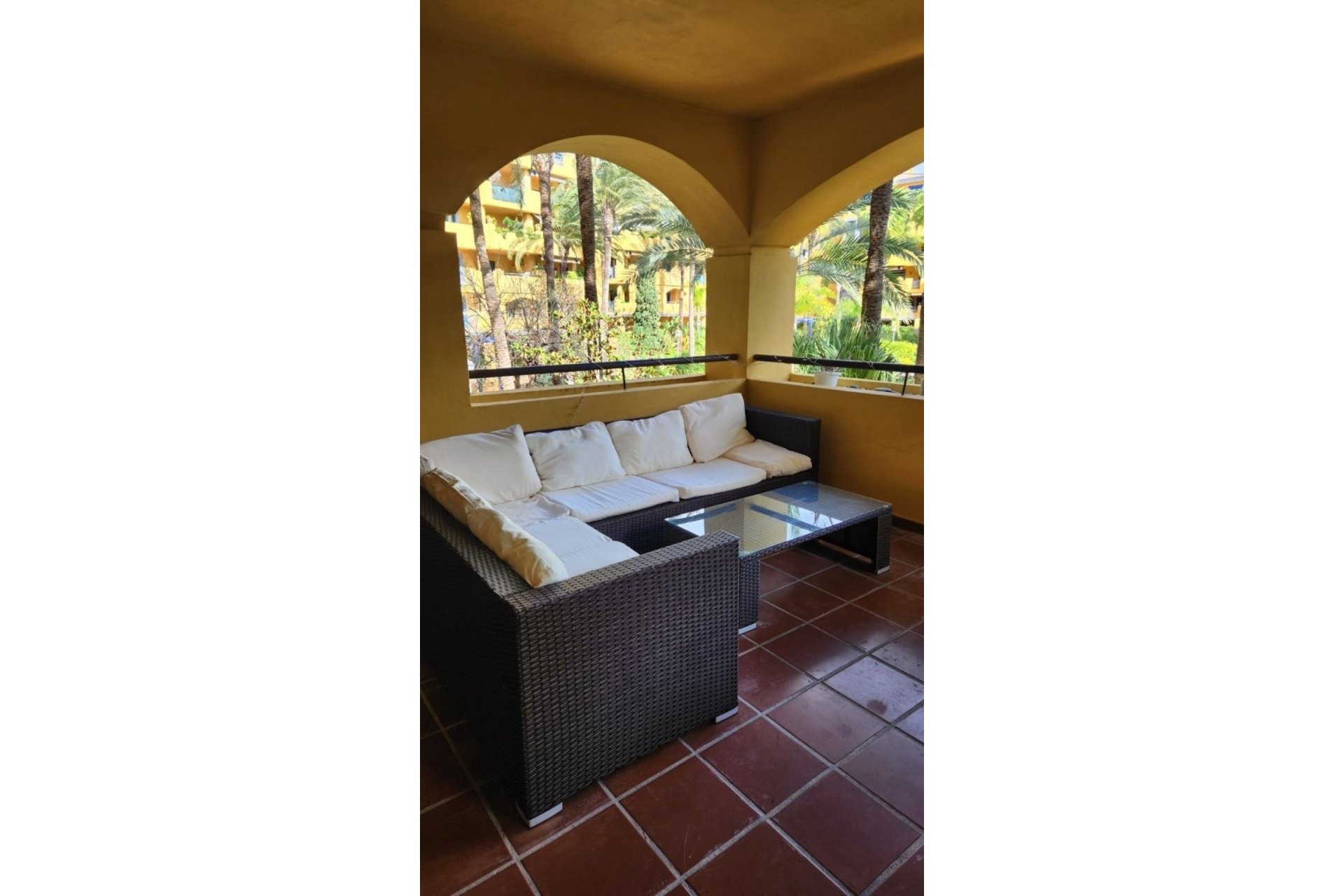 Wiederverkauf - apartment - Marbella - Cortijo Blanco