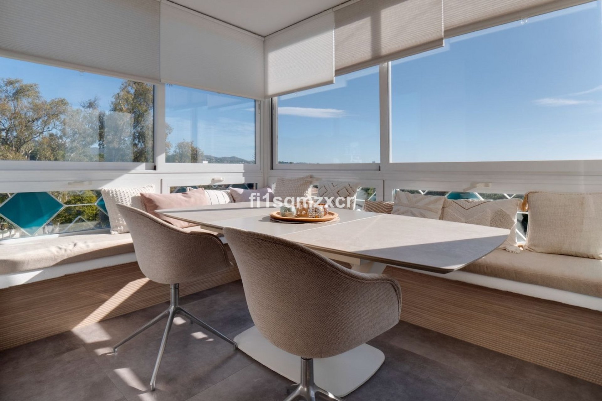Wiederverkauf - apartment - Marbella - Costabella