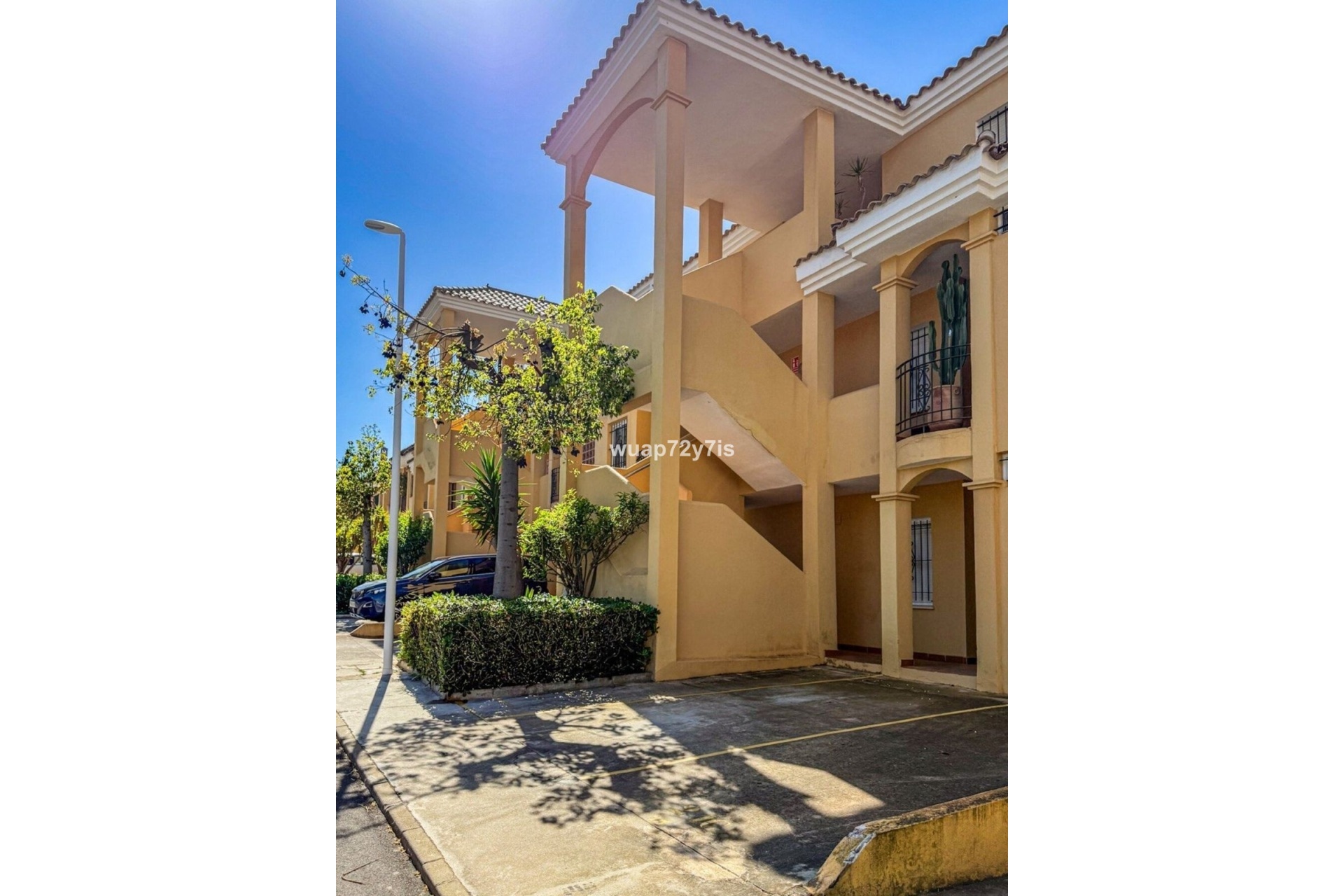 Wiederverkauf - apartment - Marbella - Costabella
