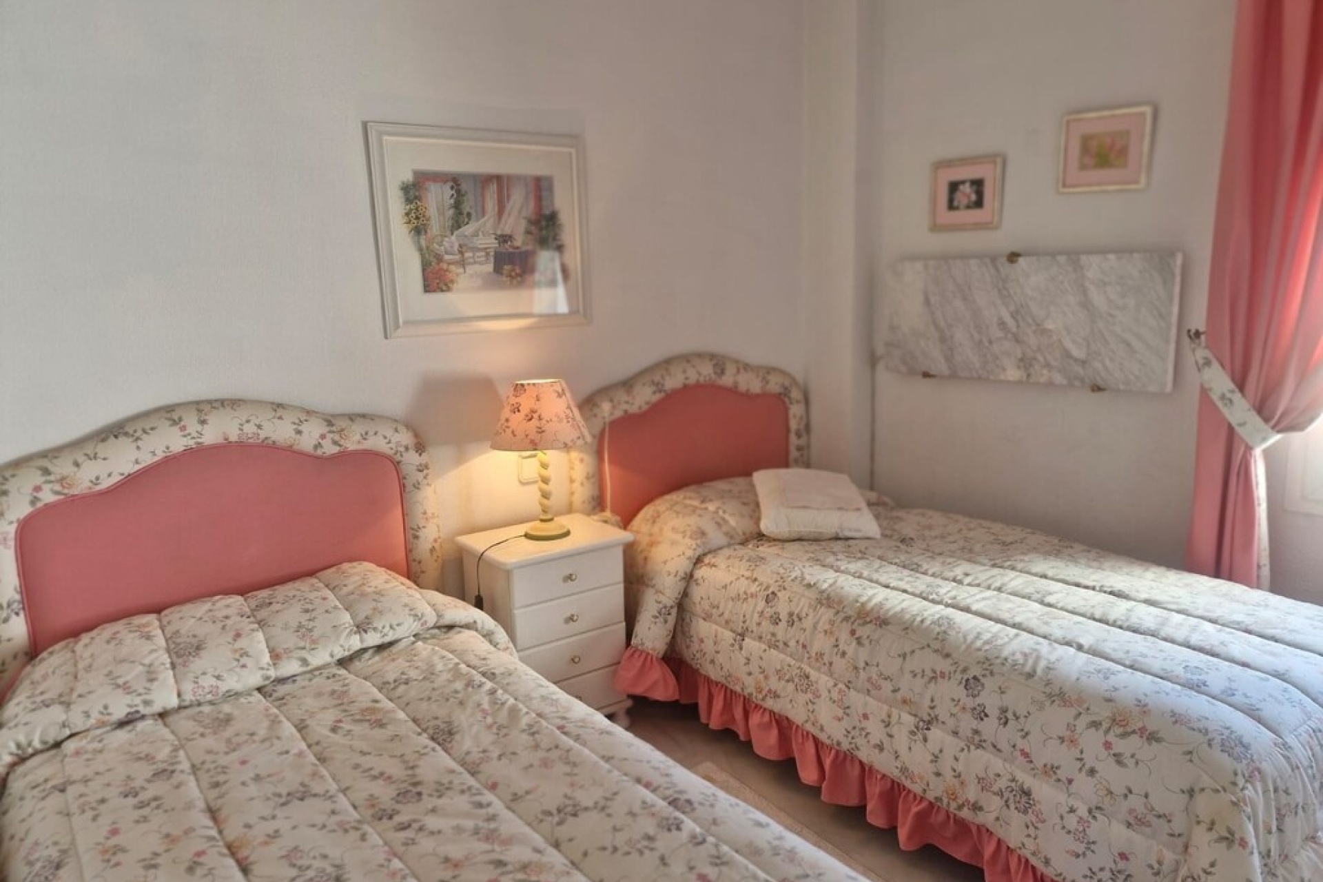Wiederverkauf - apartment - Marbella - Costabella