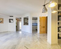 Wiederverkauf - apartment - Marbella - Costabella