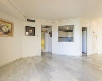 Wiederverkauf - apartment - Marbella - Costabella
