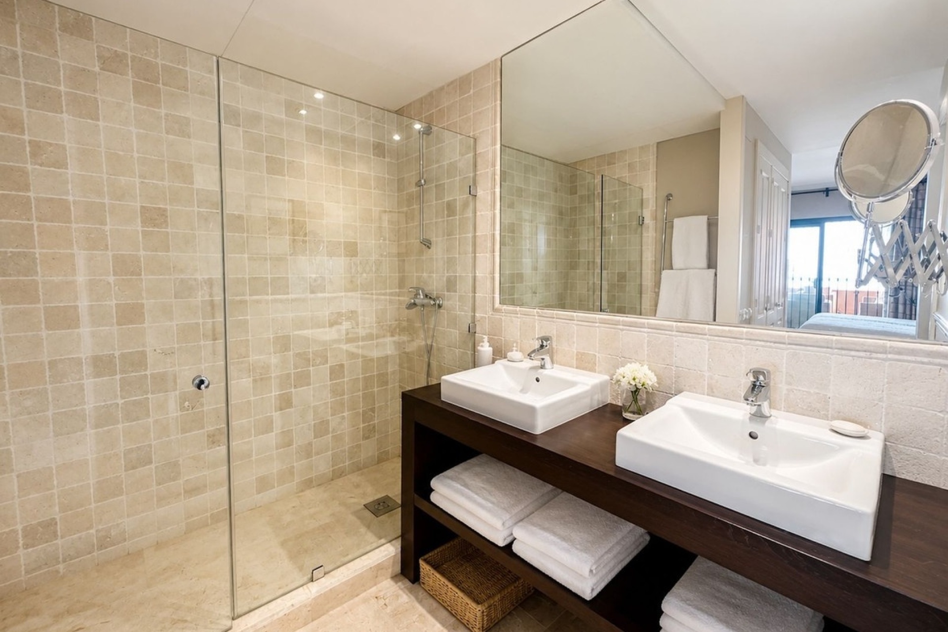 Wiederverkauf - apartment - Marbella - El Rosario