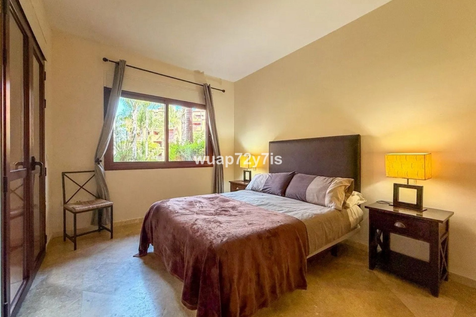 Wiederverkauf - apartment - Marbella - El Rosario