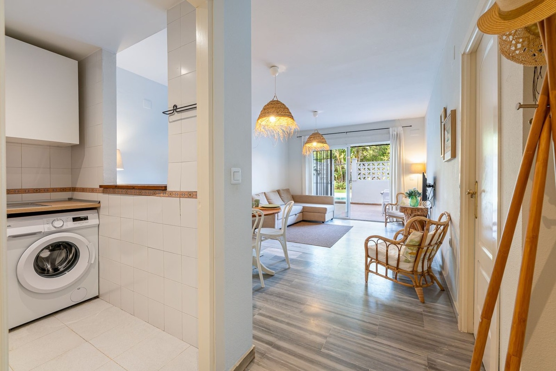Wiederverkauf - apartment - Marbella - El Rosario