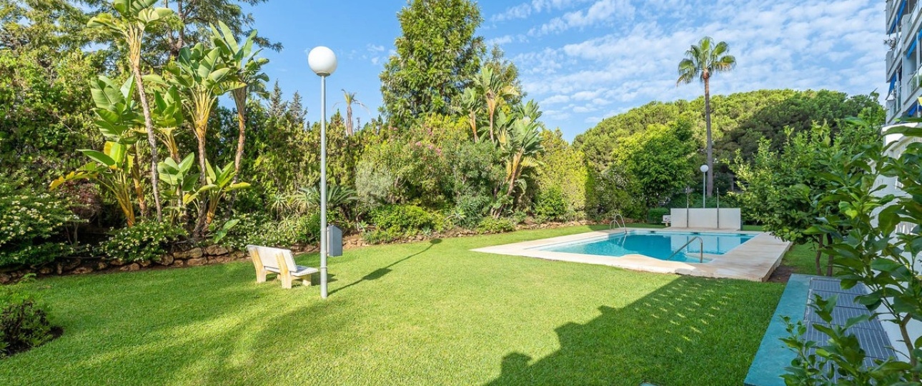 Wiederverkauf - apartment - Marbella - El Rosario