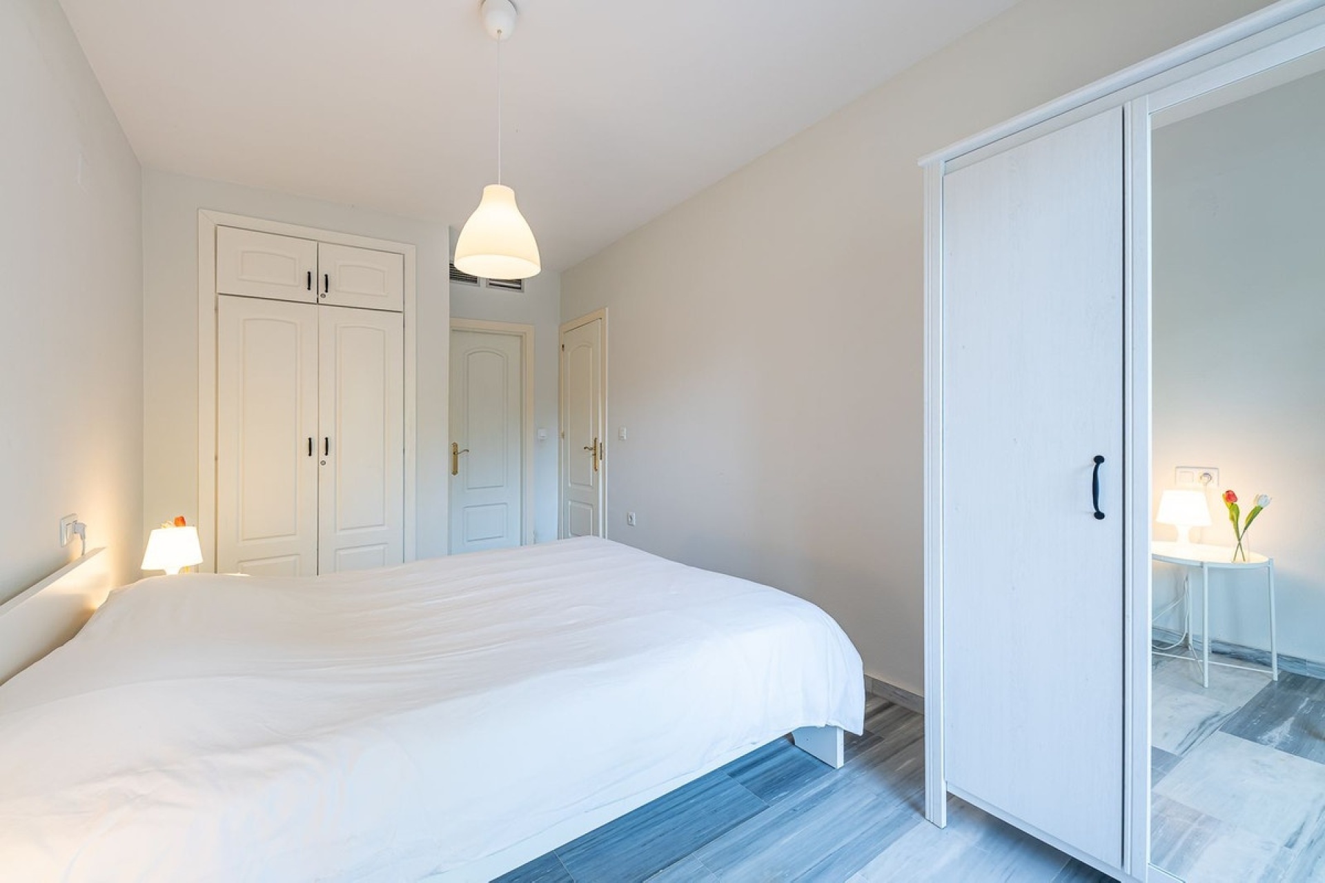 Wiederverkauf - apartment - Marbella - El Rosario