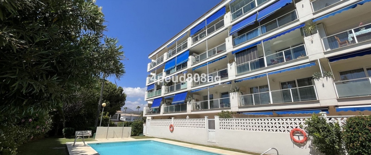 Wiederverkauf - apartment - Marbella - El Rosario