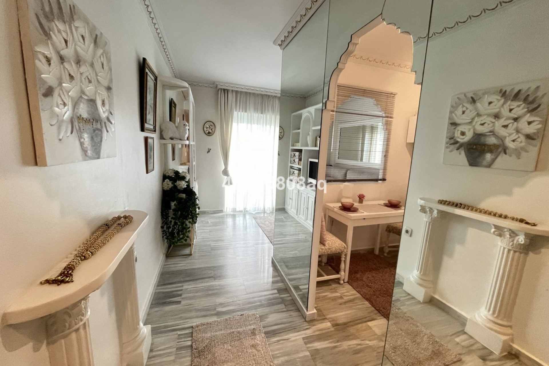 Wiederverkauf - apartment - Marbella - El Rosario