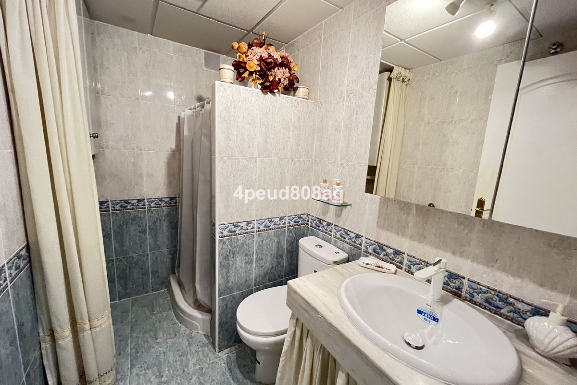 Wiederverkauf - apartment - Marbella - El Rosario
