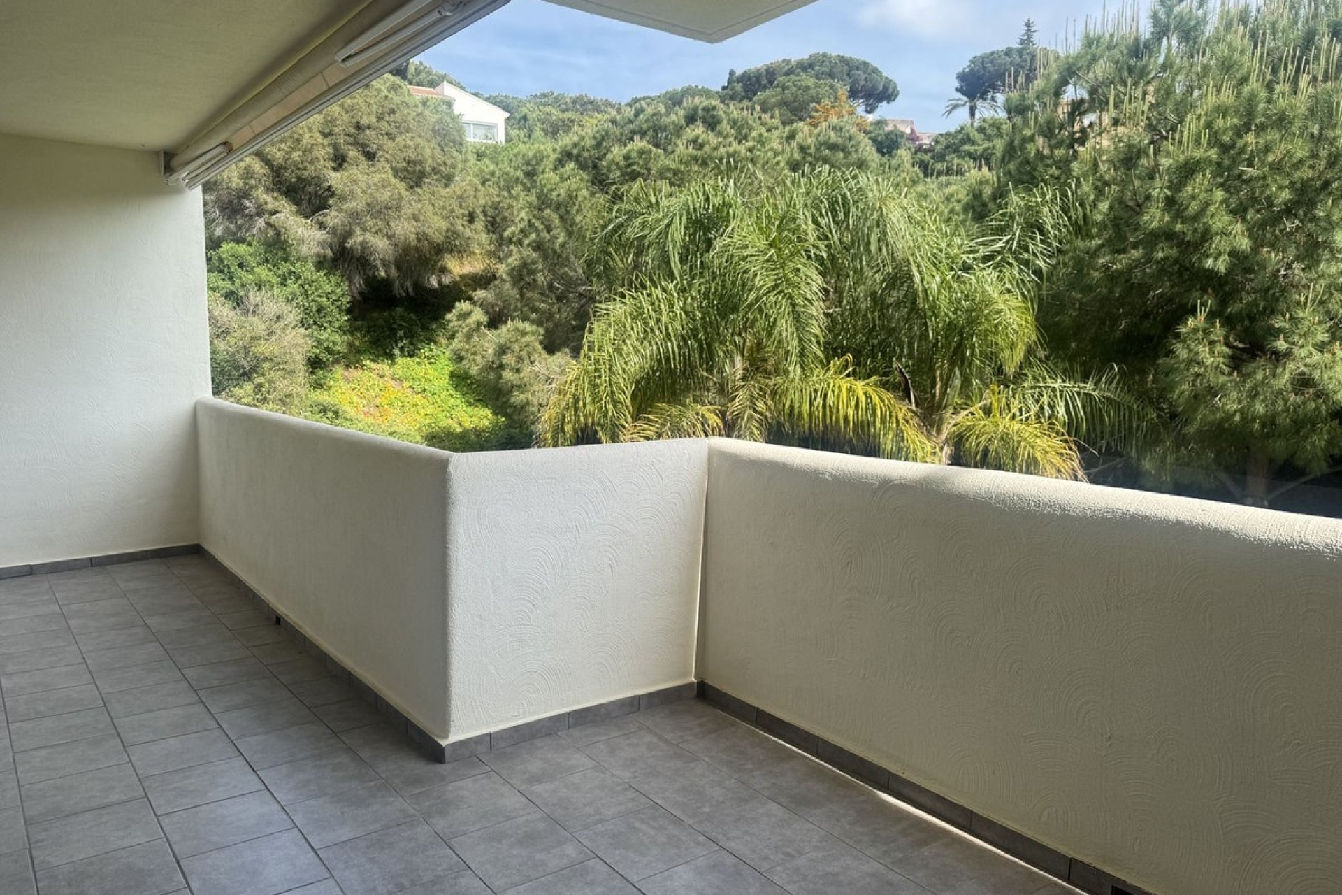 Wiederverkauf - apartment - Marbella - Elviria