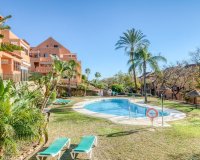 Wiederverkauf - apartment - Marbella - Elviria