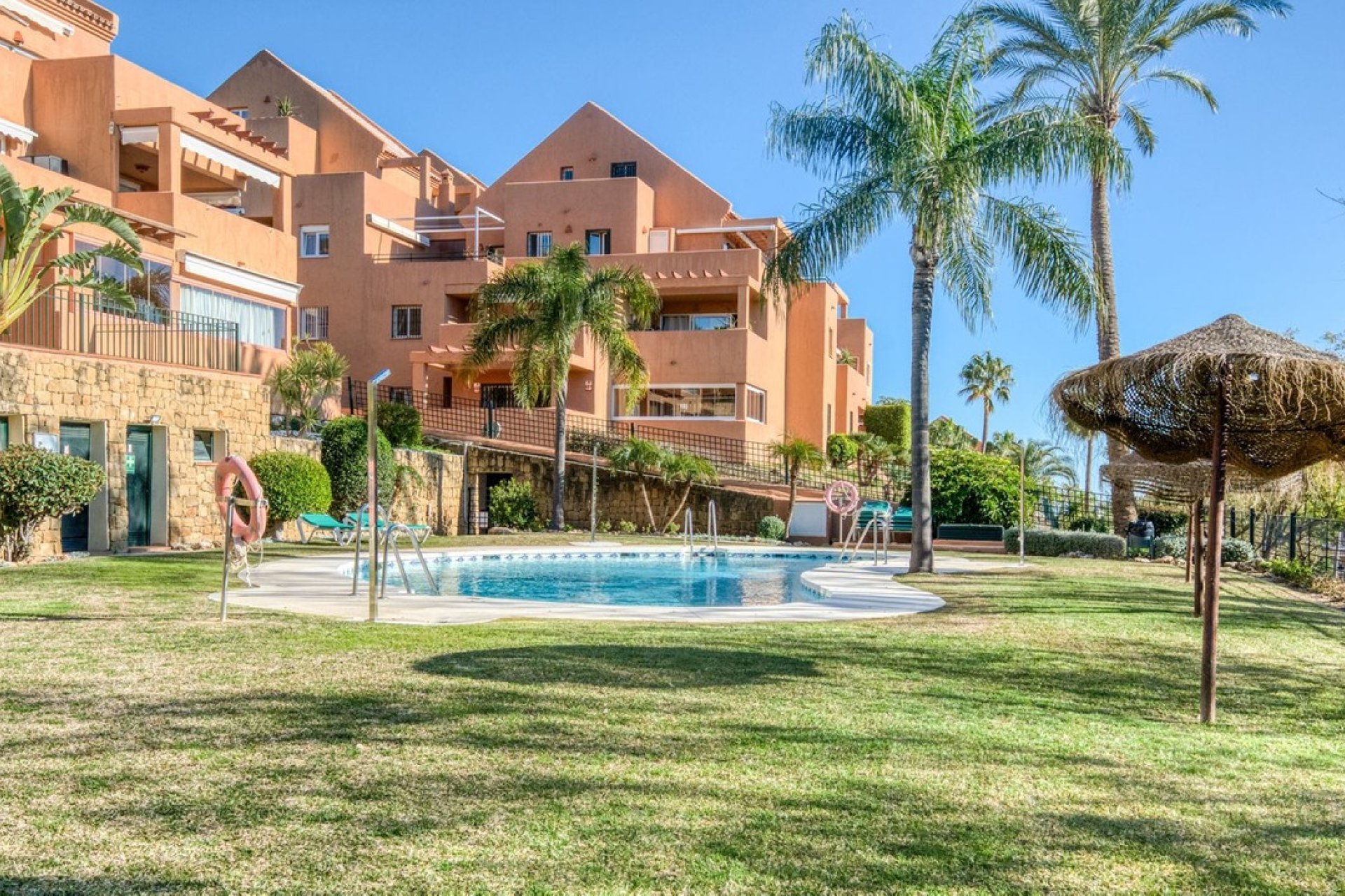 Wiederverkauf - apartment - Marbella - Elviria