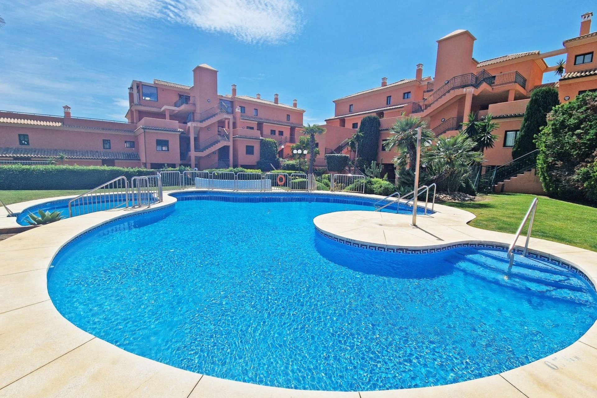 Wiederverkauf - apartment - Marbella - Elviria