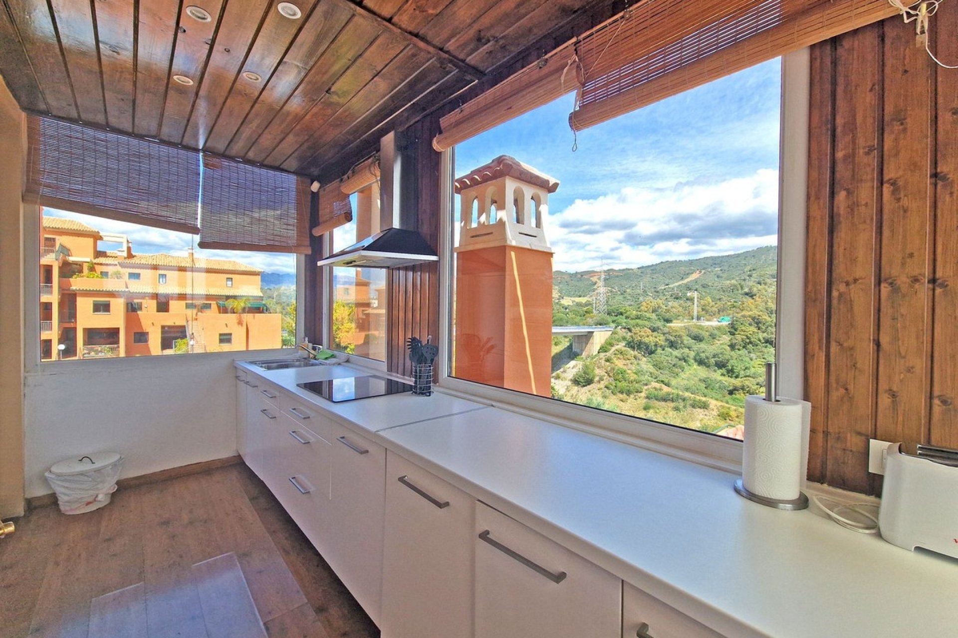 Wiederverkauf - apartment - Marbella - Elviria