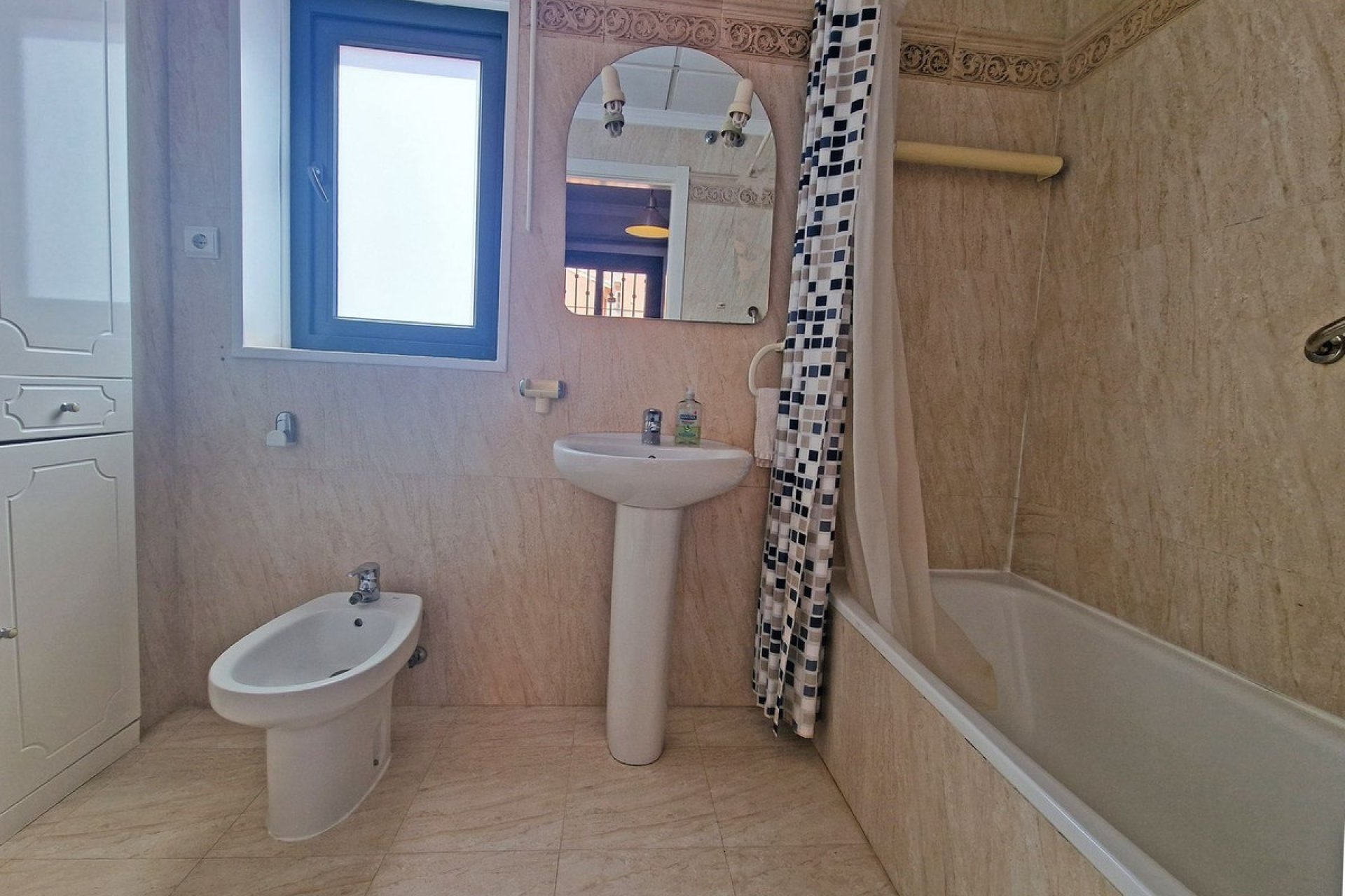 Wiederverkauf - apartment - Marbella - Elviria