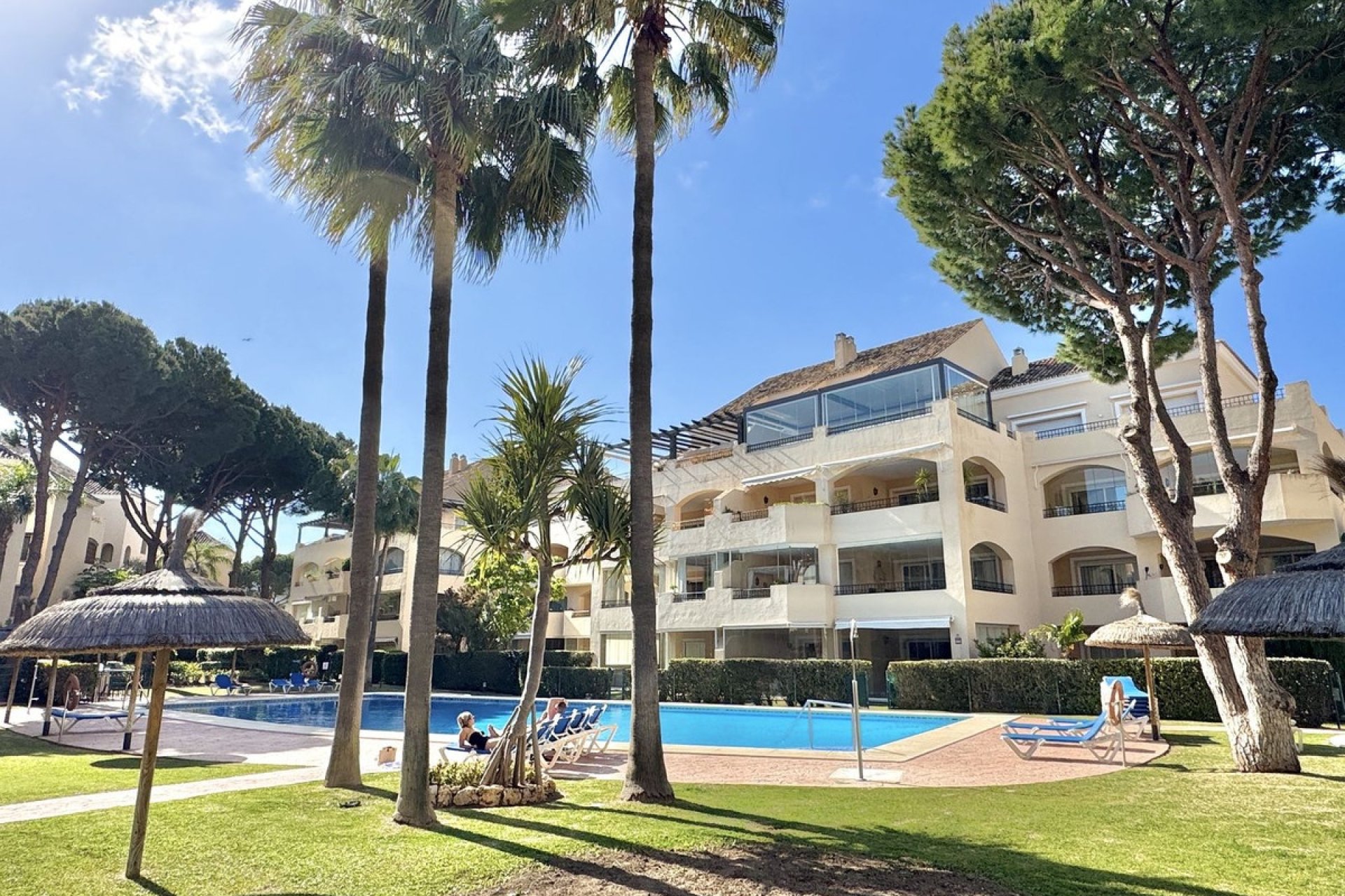 Wiederverkauf - apartment - Marbella - Elviria