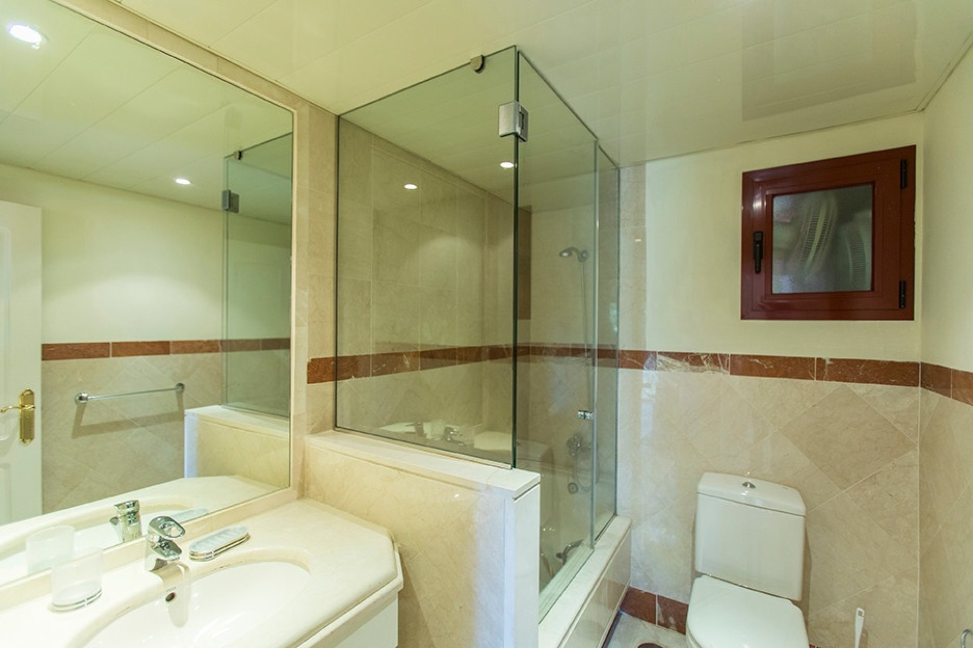 Wiederverkauf - apartment - Marbella - Elviria
