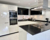 Wiederverkauf - apartment - Marbella - Elviria