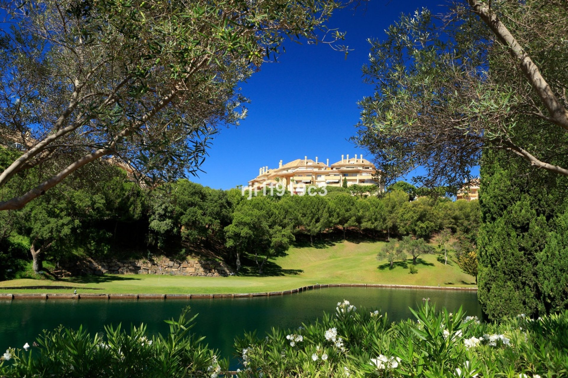 Wiederverkauf - apartment - Marbella - Elviria