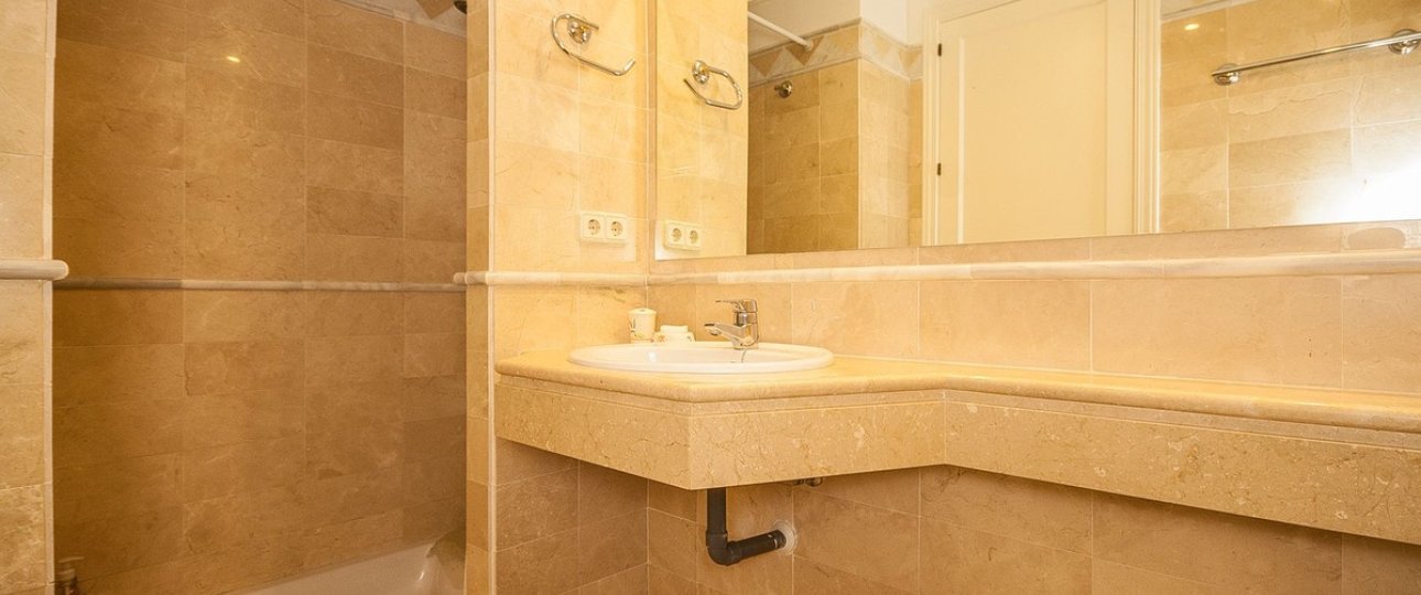 Wiederverkauf - apartment - Marbella - Elviria