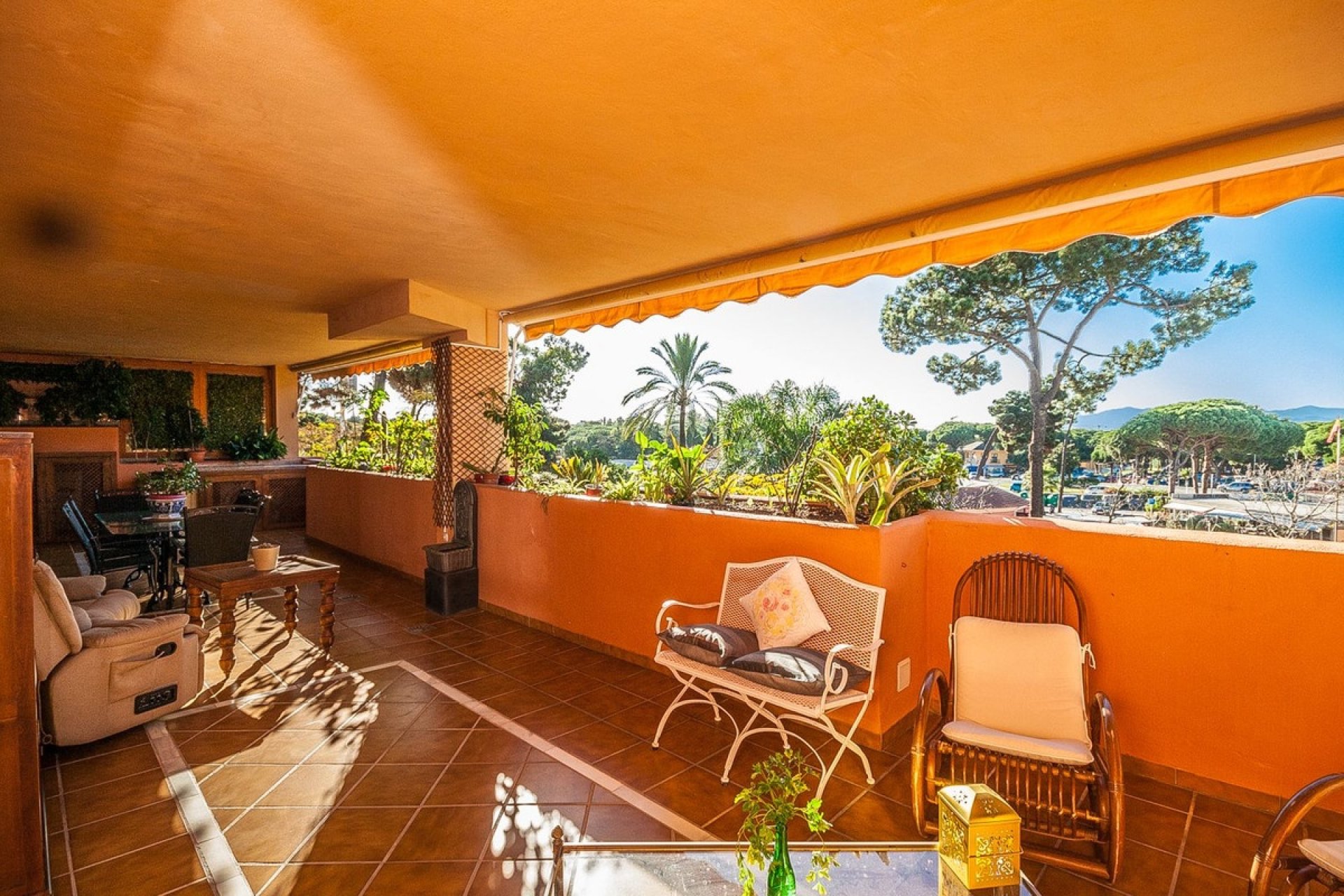 Wiederverkauf - apartment - Marbella - Elviria