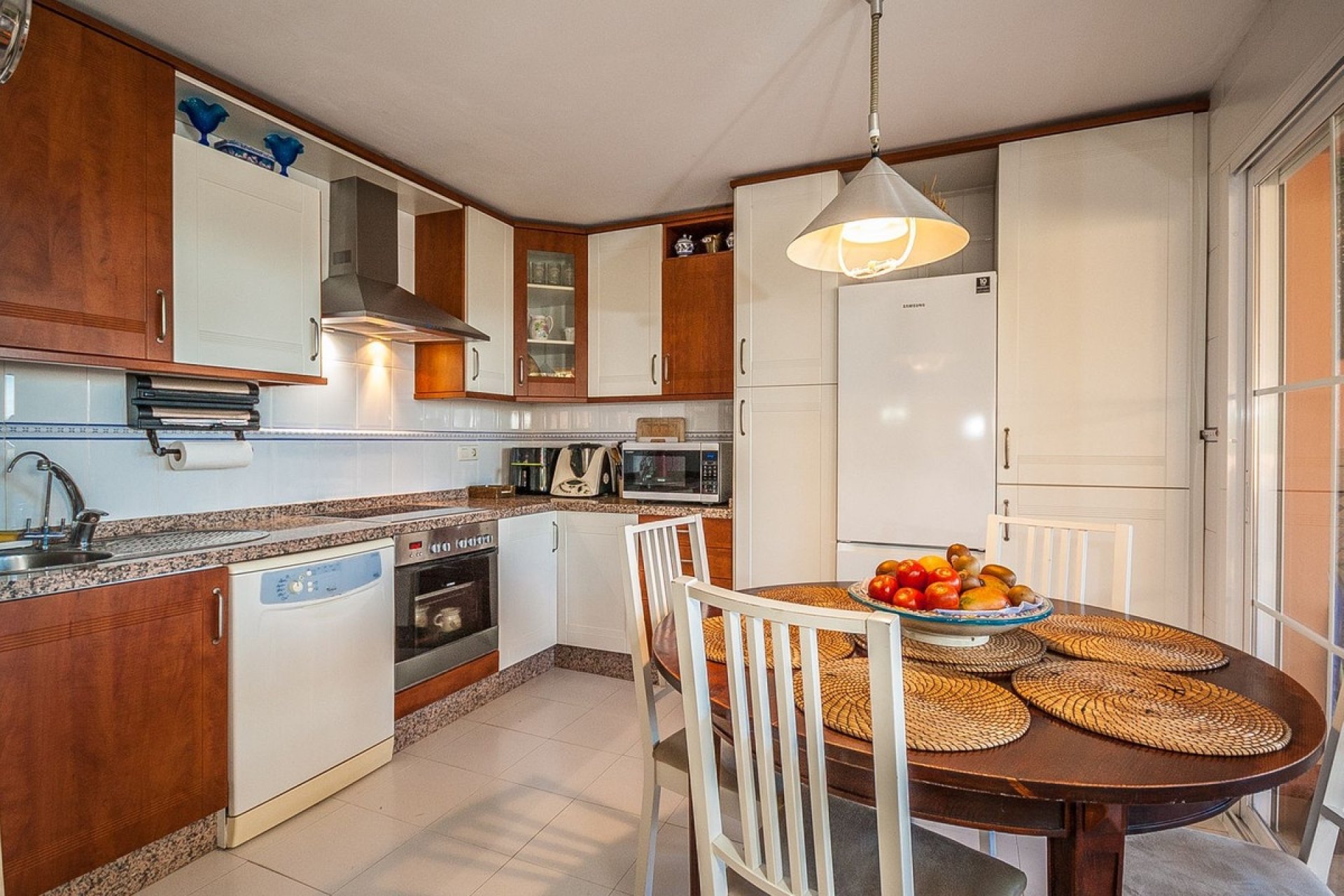 Wiederverkauf - apartment - Marbella - Elviria