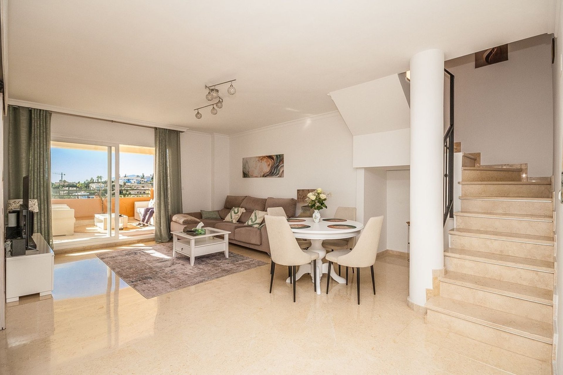 Wiederverkauf - apartment - Marbella - Elviria