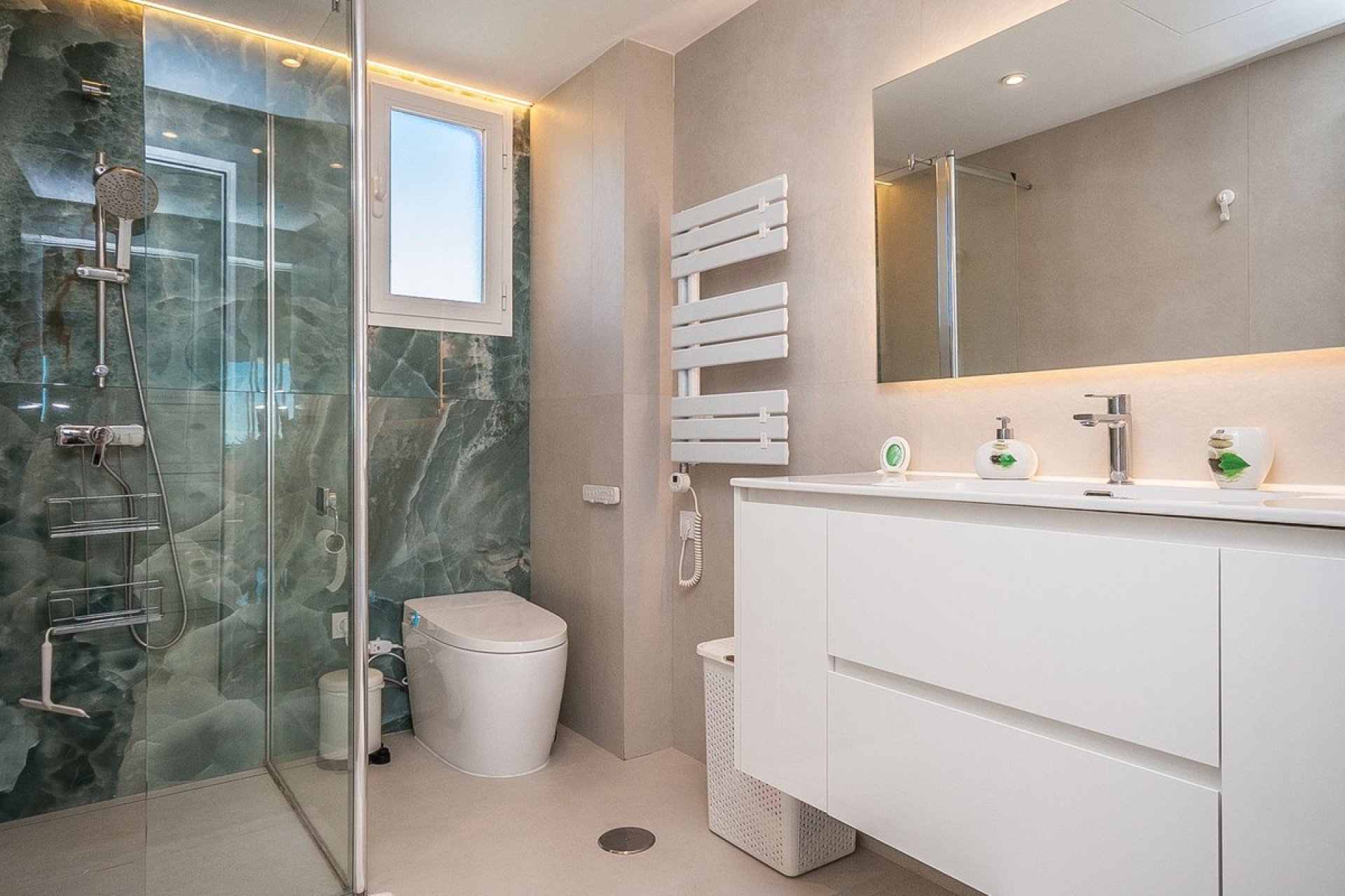 Wiederverkauf - apartment - Marbella - Elviria