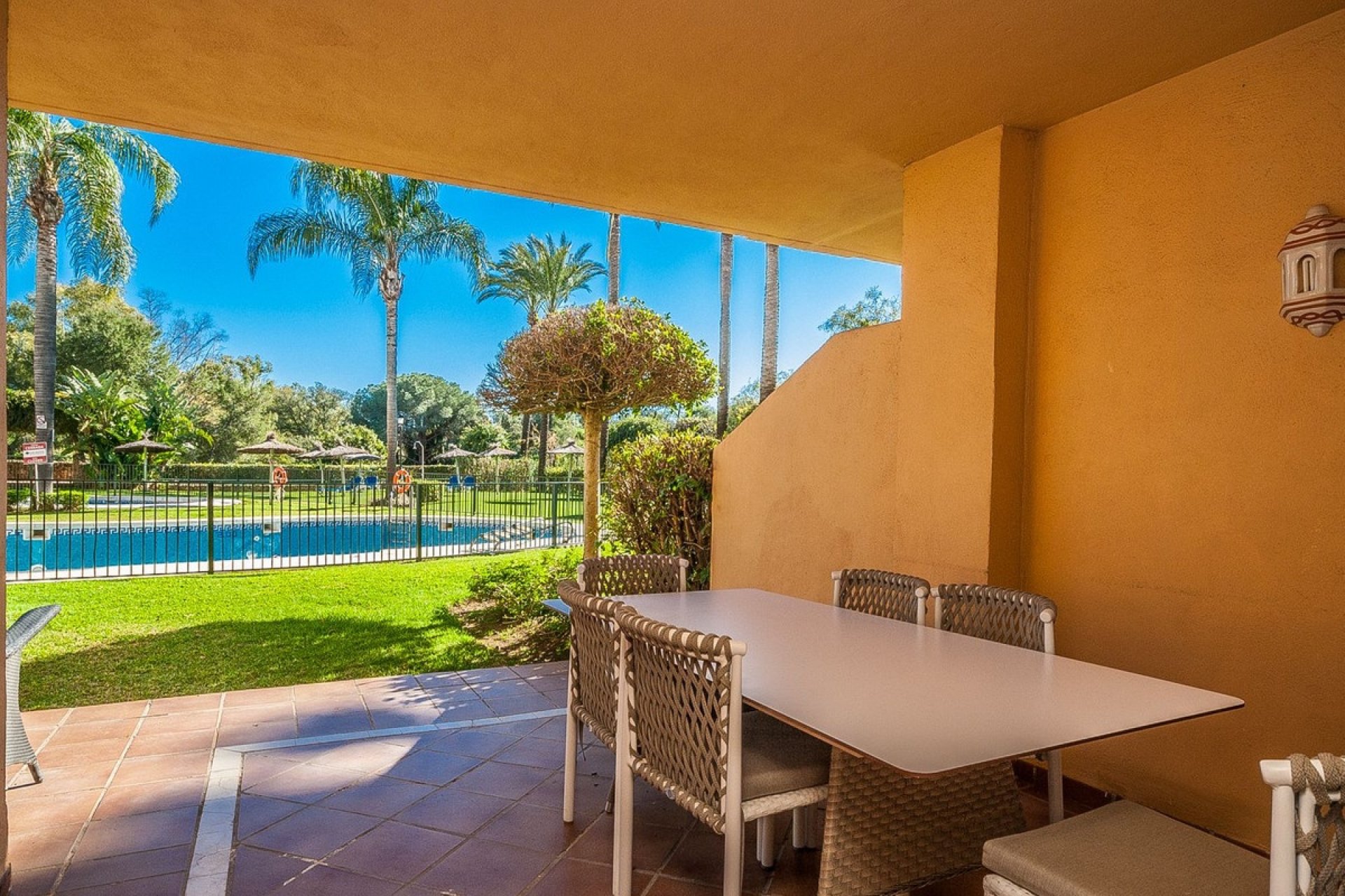 Wiederverkauf - apartment - Marbella - Elviria