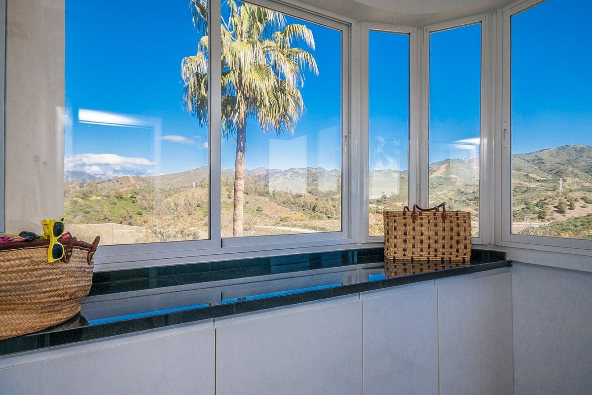 Wiederverkauf - apartment - Marbella - Elviria