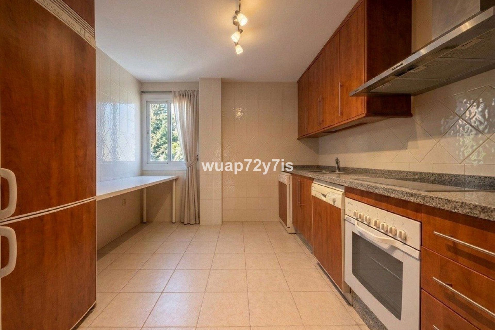Wiederverkauf - apartment - Marbella - Elviria