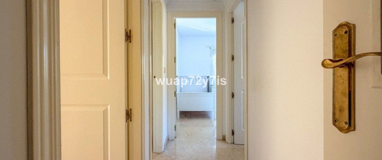 Wiederverkauf - apartment - Marbella - Elviria
