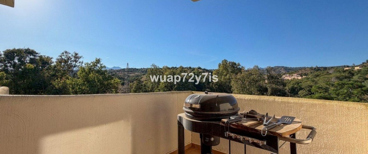 Wiederverkauf - apartment - Marbella - Elviria