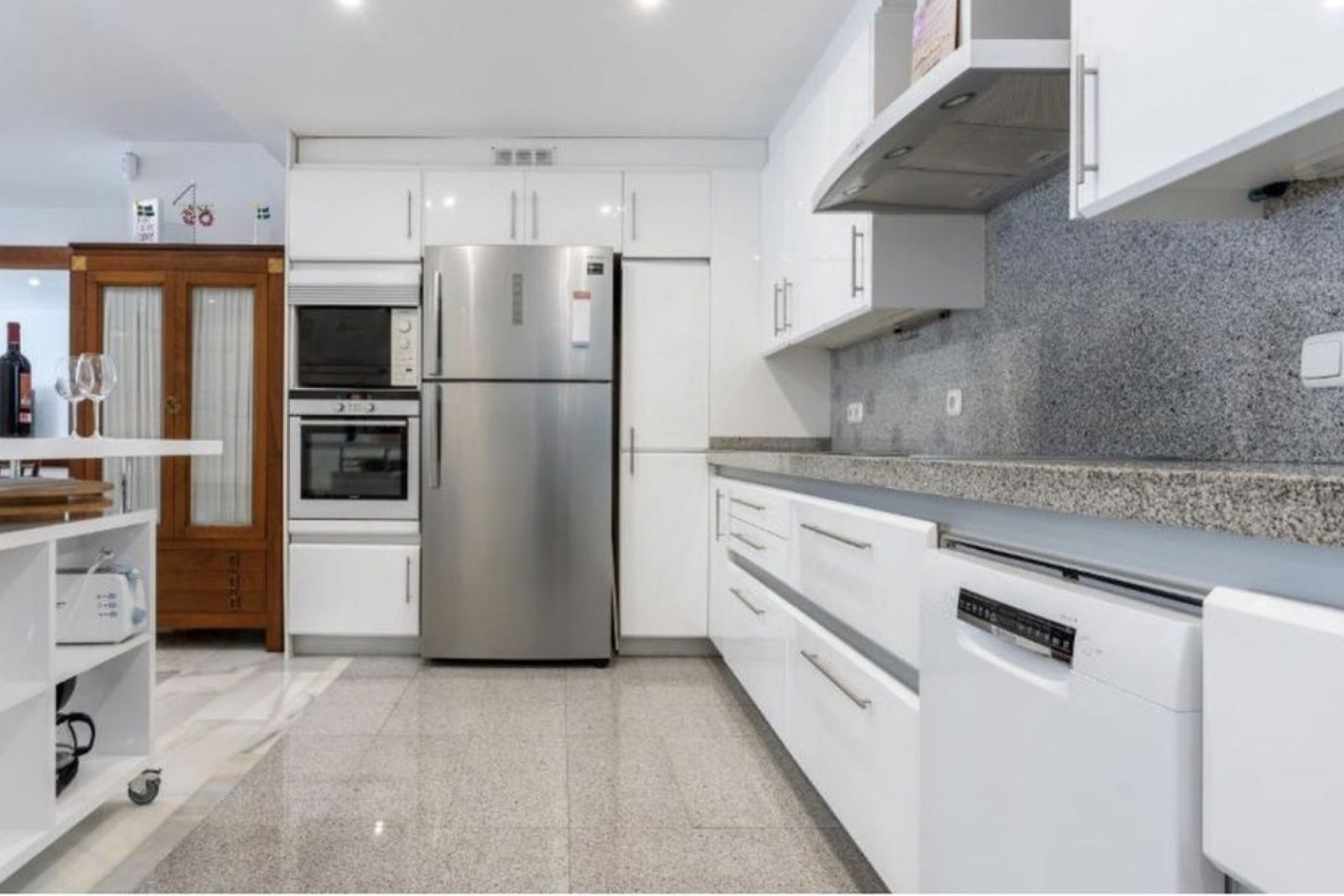 Wiederverkauf - apartment - Marbella - Elviria