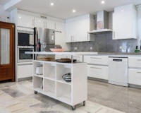 Wiederverkauf - apartment - Marbella - Elviria