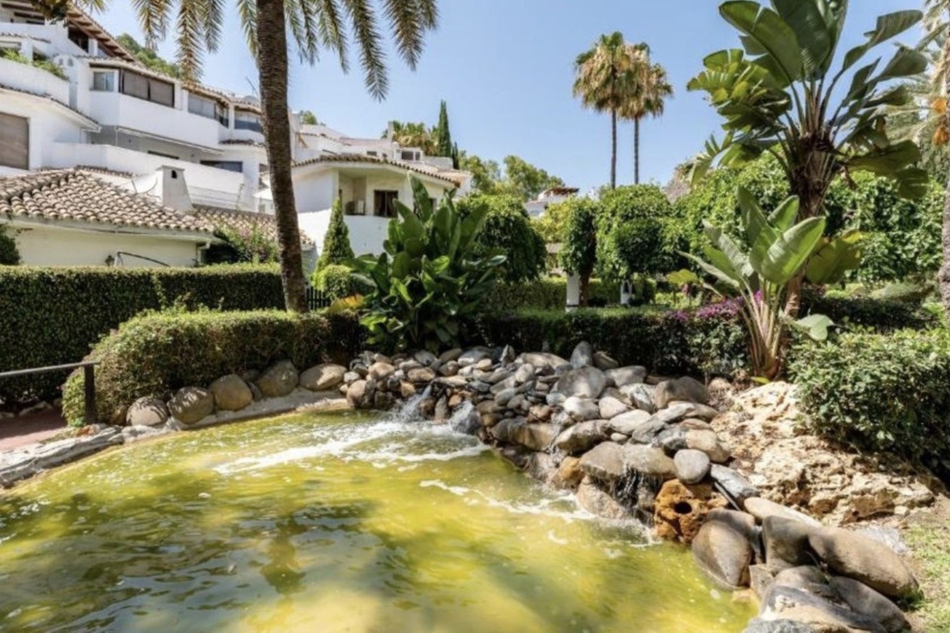 Wiederverkauf - apartment - Marbella - Elviria