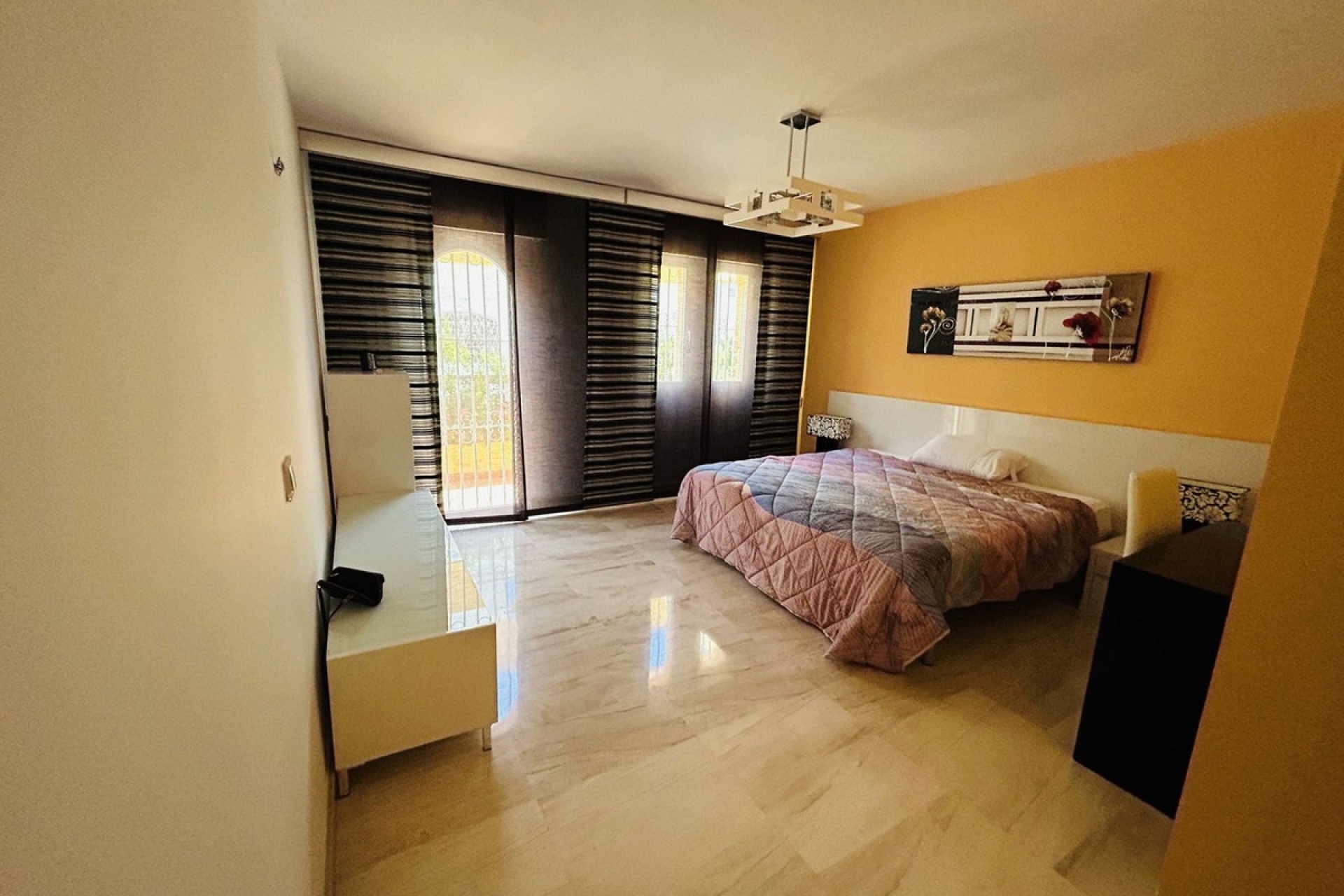 Wiederverkauf - apartment - Marbella - Elviria