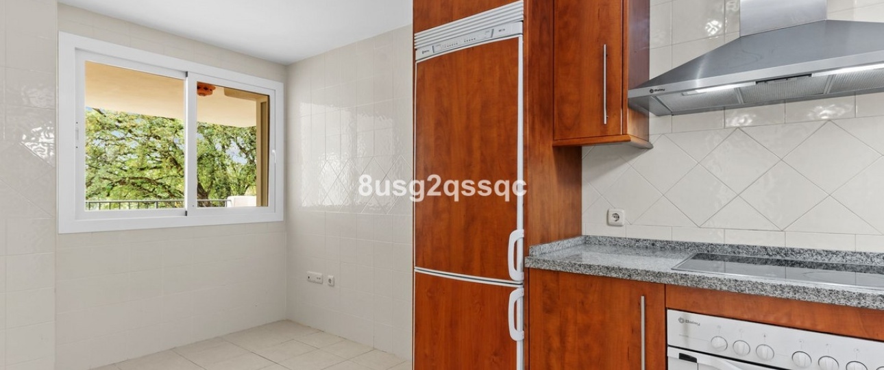 Wiederverkauf - apartment - Marbella - Elviria