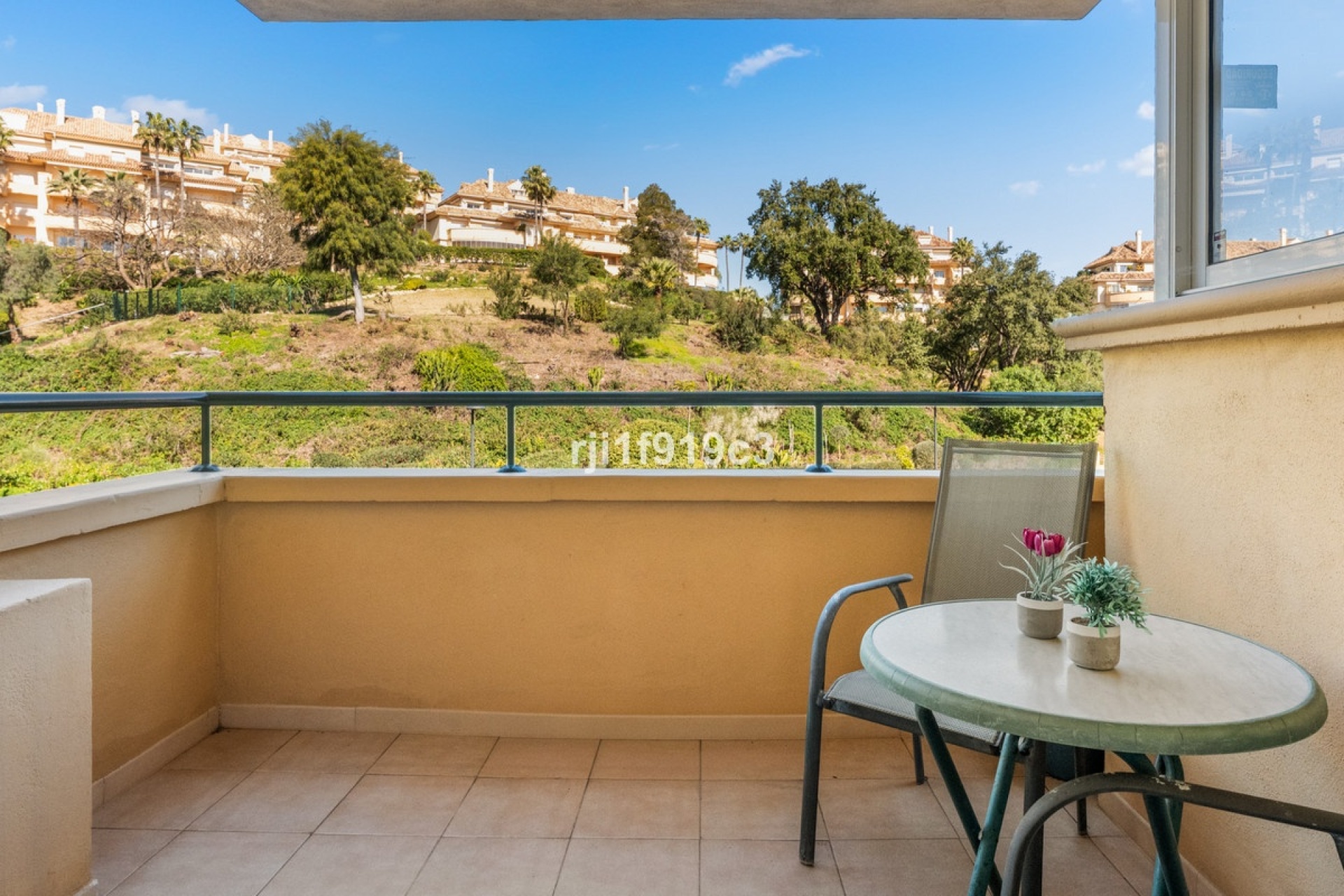 Wiederverkauf - apartment - Marbella - Elviria