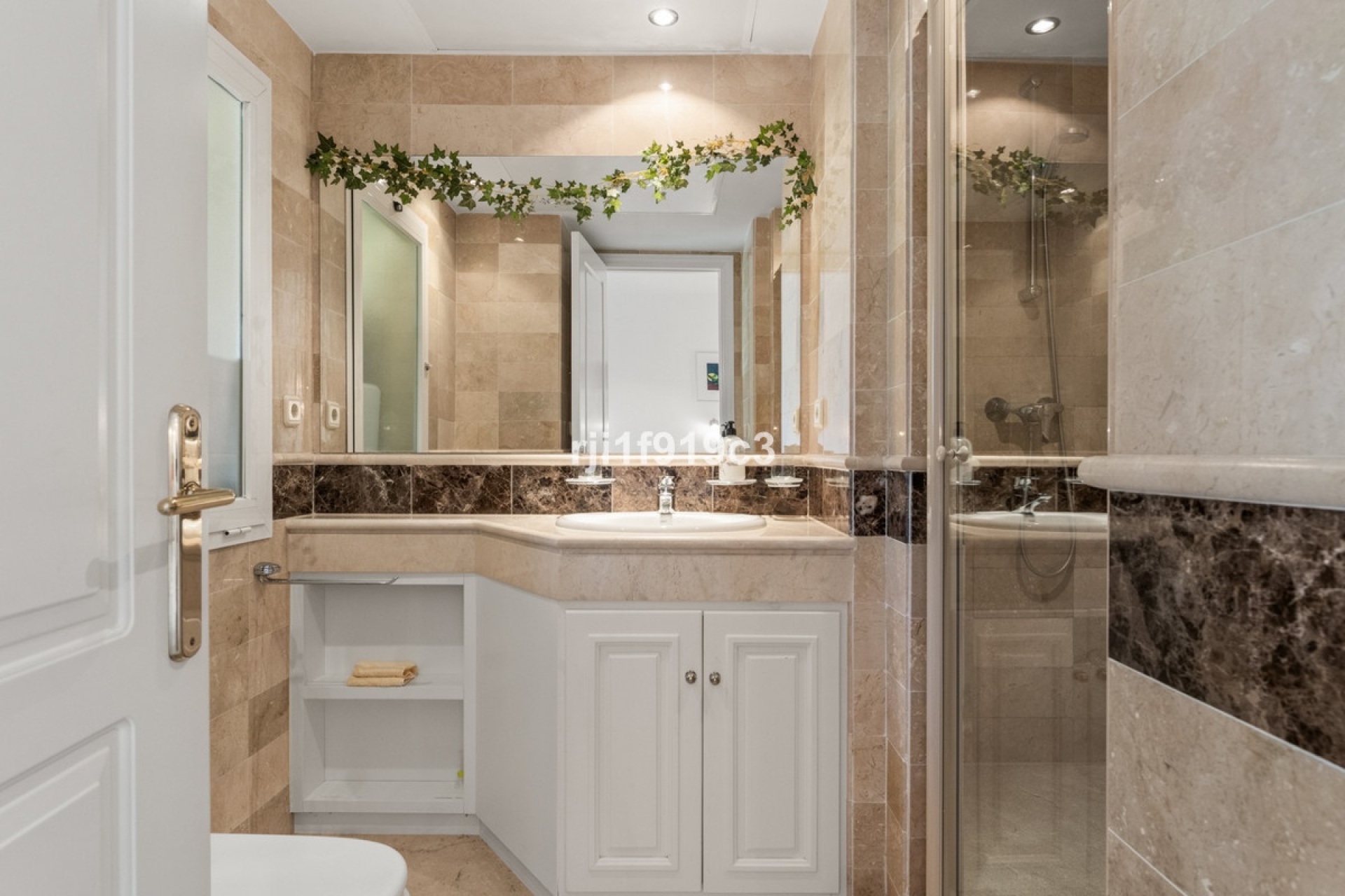 Wiederverkauf - apartment - Marbella - Elviria