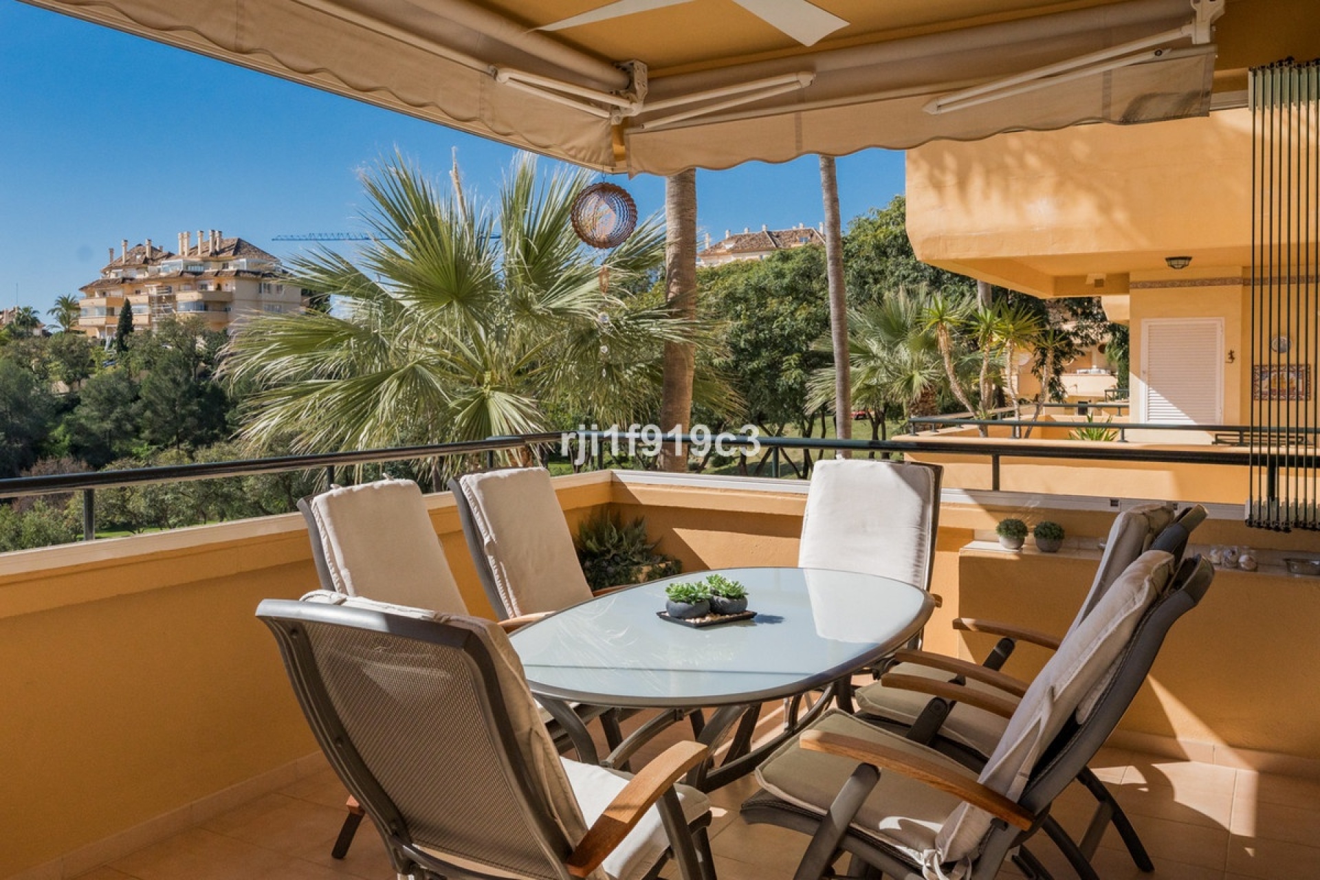 Wiederverkauf - apartment - Marbella - Elviria